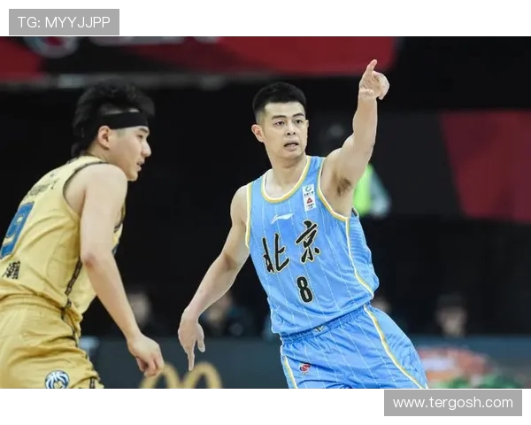 萧华盛赞保罗领袖气质期待名将转队完成赛季征程迎接新挑战